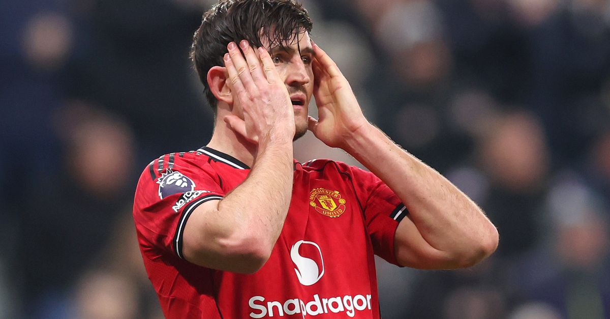 United, caos Maguire: multa di 30mila sterline e niente partita con il Chelsea