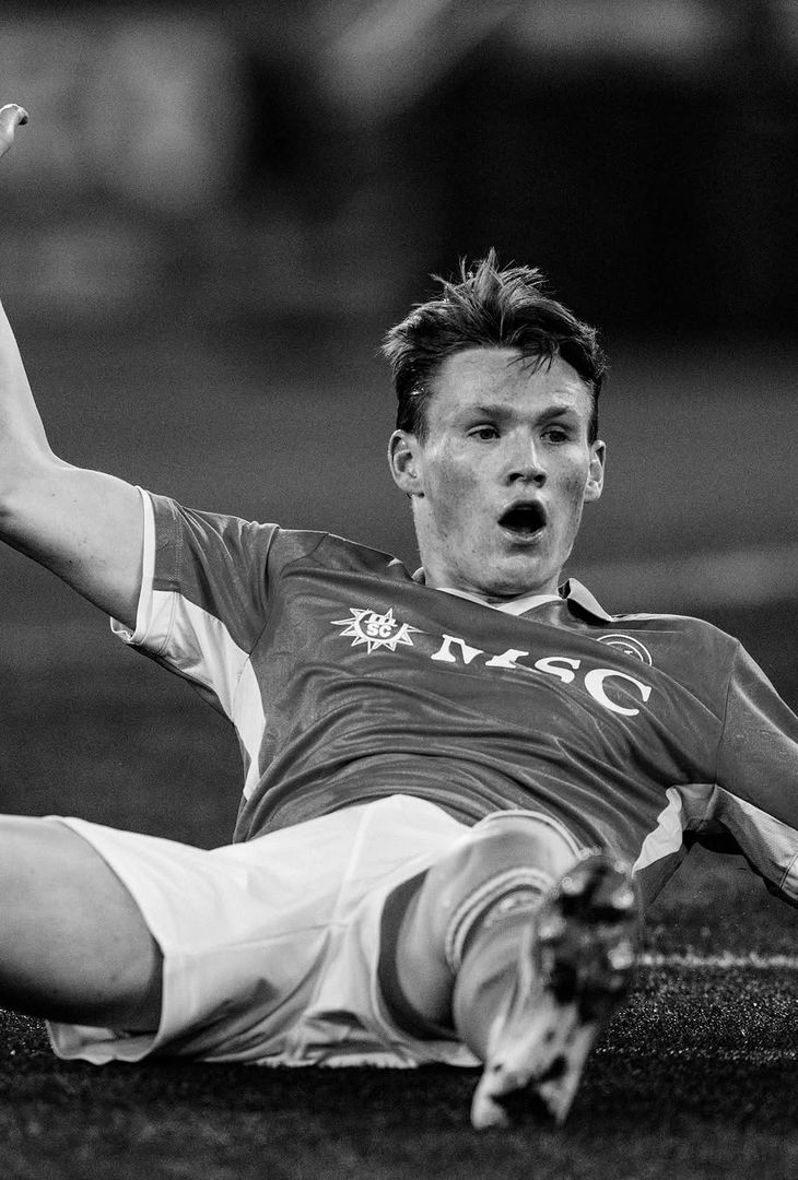 GALLERY Sacrificio al di là del risultato: il film di Roma-Napoli in bianco e nero - immagine 18