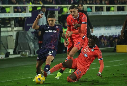 L’Equipe: “Il PSG cerca un difensore e bussa alla porta della Fiorentina”- immagine 2