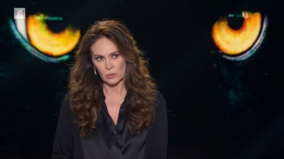 Dipollina (Repubblica): “Fagnani brava a reggere, Mammucari nel tritacarne. La sua performance…”- immagine 3