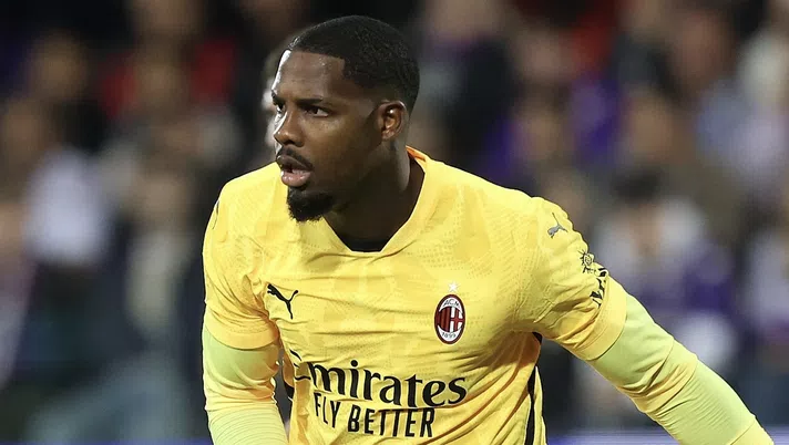 Mike Maignan AC Milan Fiorentina-Milan 2-1 Serie A 2024-2025