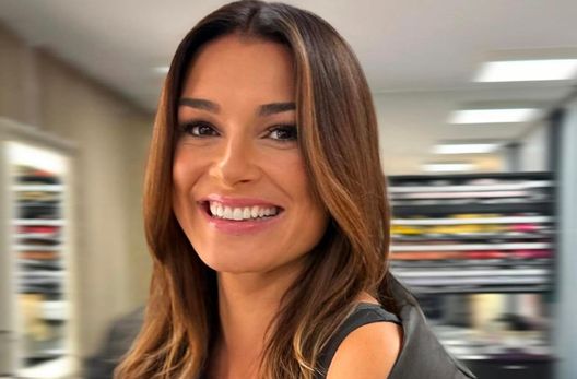 Seredova: “Un caffé con la D’Amico? Tanto non diventeremmo amiche. Rifiutati 100.000 euro per…” Seredova: “Un caffé con la D’Amico? Tanto non diventeremmo amiche. Rifiutati 100.000 euro per…” - immagine 1