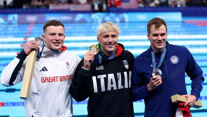 Il primo Oro dell’Italia a Parigi è di Martinenghi. I complimenti dell’Inter - immagine 1
