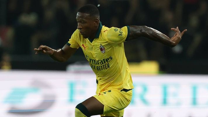 Costacurta: 'Estupinan troppo criticato è in crescita'. Gli ricorda Theo: ecco perché