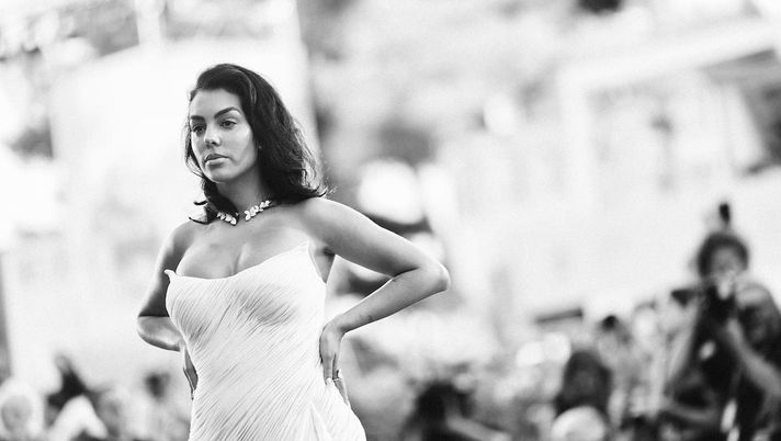 Georgina Rodriguez ricoverata in ospedale: “Finalmente a casa! Ho avuto la polmonite, devo…” Georgina Rodriguez ricoverata in ospedale: “Finalmente a casa! Ho avuto la polmonite, devo…” - immagine 1