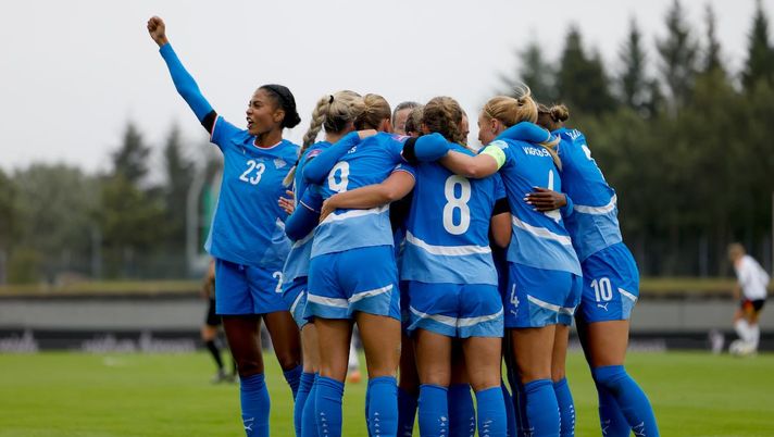 La nuova strategia Uefa per il calcio femminile è Unstoppable: “Renderlo lo sport più…”  La nuova strategia Uefa per il calcio femminile è Unstoppable: “Renderlo lo sport più…” - immagine 1