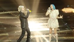 Sanremo 2025, Rose Villain svela il playback a Domenica In e canta col microfono a rovescio