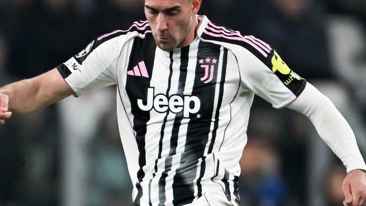 Milan, su Vlahovic c'è anche il Barcellona: altri due bomber sul taccuino dei rossoneri