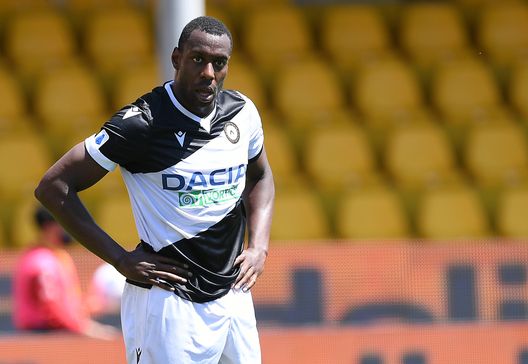 Stefano Okaka con la maglia dell'Udinese (Foto di Francesco Pecoraro/Getty Images) Stefano Okaka torna in campo dopo 2 anni di stop: riparte dal Ravenna in Serie C- immagine 2