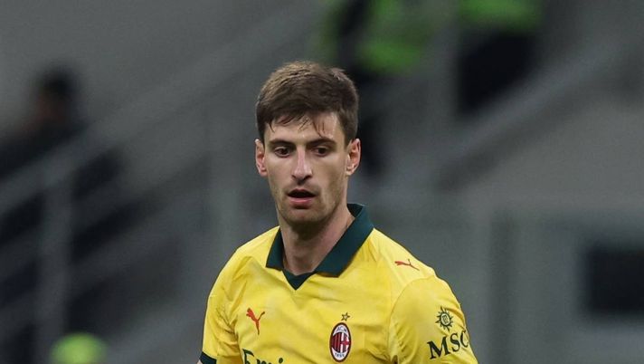 Milan, operazione per Gabbia: nel derby con De Winter. Allegri in difesa ha gli uomini contati