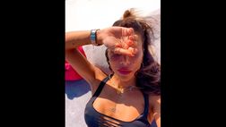 VIDEO / Enza De Cristofaro, weekend di relax tra mare e amici