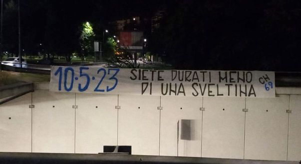 Derby, la Nord replica alla Sud: “Durati meno di una sveltina, avevate prenotato con Pellegatti” Derby, la Nord replica alla Sud: “Durati meno di una sveltina, avevate prenotato con Pellegatti” - immagine 1