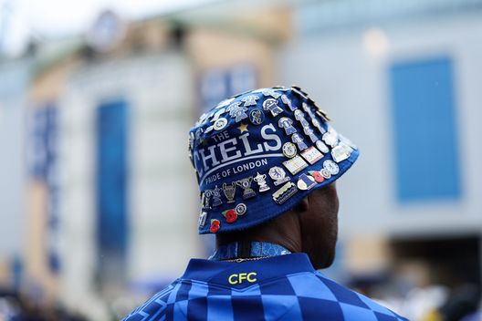 LONDRA, INGHILTERRA - 18 NOVEMBRE: Basil, tifoso del Chelsea, posa per una foto prima della partita della Barclays Women's Super League tra Chelsea FC e Liverpool FC a Stamford Bridge, il 18 novembre 2023 a Londra, Inghilterra. (Foto di Richard Heathcote/Getty Images) Flamengo – Chelsea: coreografie, cori e tifosi. Due mondi, una fede- immagine 4
