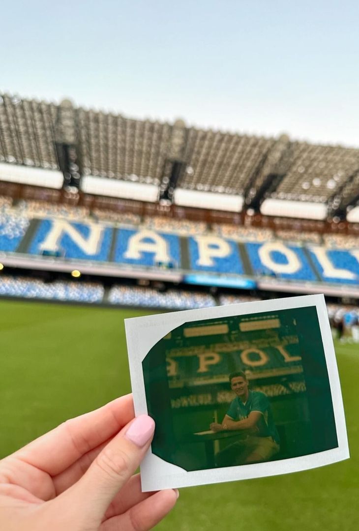 La compagna di McTominay si è già innamorata della città partenopea