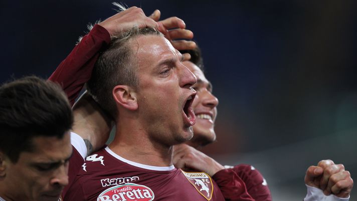 Calciomercato: Maxi Lopez si presenta al Crotone, Defrel alla Samp- immagine 2