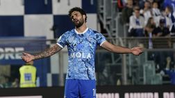 Cutrone sbaglia un rigore decisivo. Ad un commento social non ci sta e risponde