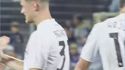 Altro esordio con gol, stavolta di Beukema: tutta la felicità dell’olandese – VIDEO