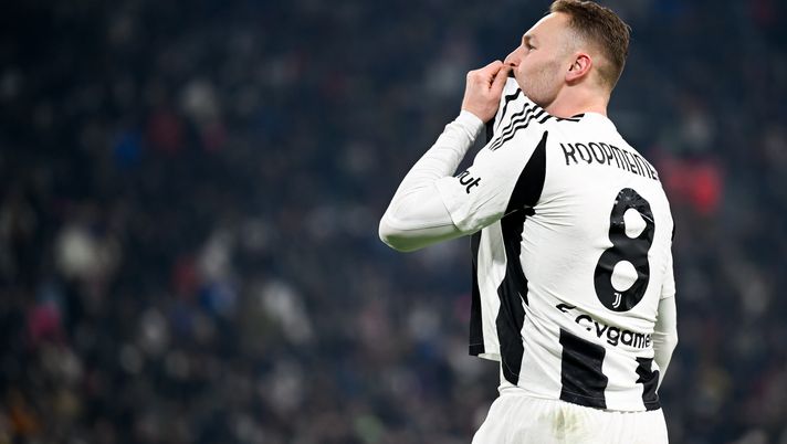 Juventus FC v Cagliari Calcio - Coppa Italia