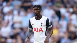 Bissouma inala gas esilarante: il Tottenham lo sospende per una partita