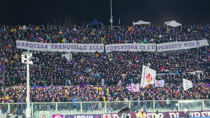 Il mistero dei gazebo: scena programmata o no? Digos a lavoro - immagine 1