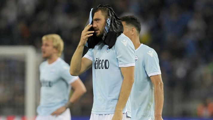 De Vrij: “Non volevo lasciare la Lazio a zero. La mia agenzia ha agito…” Ex Lazio De Vrij
