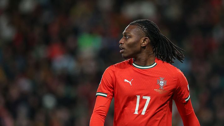 LISBON, PORTUGAL - MARCH 23: Rafael Leao of Portugal during the UEFA Nations League Quarterfinal Leg Two match between Portugal and Denmark at Estadio Jose Alvalade on March 23, 2025 in Lisbon, Portugal. (Photo by Carlos Rodrigues/Getty Images) leao-fuori-dai-convocati-del-portogallo-salta-armenia-e-ungheria-per-infortunio-news