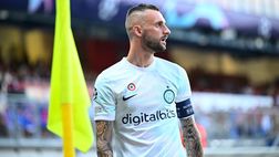 Volano gli stracci, Brozovic sarcastico con l’Inter: “Grande saluto”