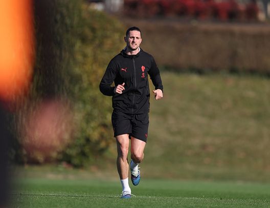 milanello-leao-in-gruppo-gabbia-piu-no-che-si-per-cagliari