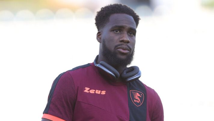 Dia resta fuori: ancora niente tregua con la Salernitana, ecco cosa ha frenato il reintegro - immagine 1