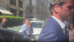 Milan-Newcastle, l’arrivo di Gerry Cardinale al pranzo ufficiale Uefa | VIDEO