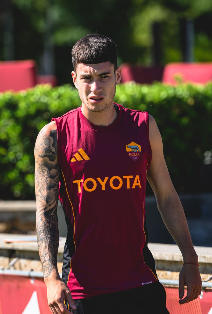 Trigoria, la ripresa degli allenamenti: presenti Massara e Ranieri – FOTO GALLERY - immagine 12