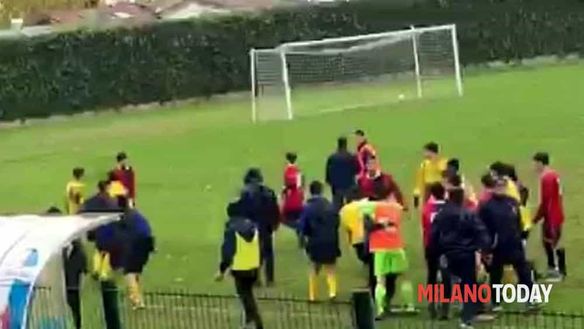 Seregno, cinque anni di Daspo al papà che aggredì un dirigente in match Under 9- immagine 2