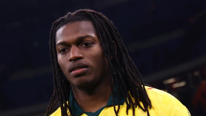 Milan, Leao: 'Da centravanti posso fare più gol. Derby? È vita o morte: io voglio vivere'