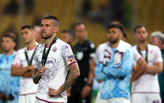 Qui Cristiano Biraghi dopo la grande delusione di Atene nella finale di Conference League, la seconda, persa contro l'Olympiacos @ Getty Images Torino, la Fiorentina saluta Biraghi: “Un punto di riferimento dentro e fuori”- immagine 2