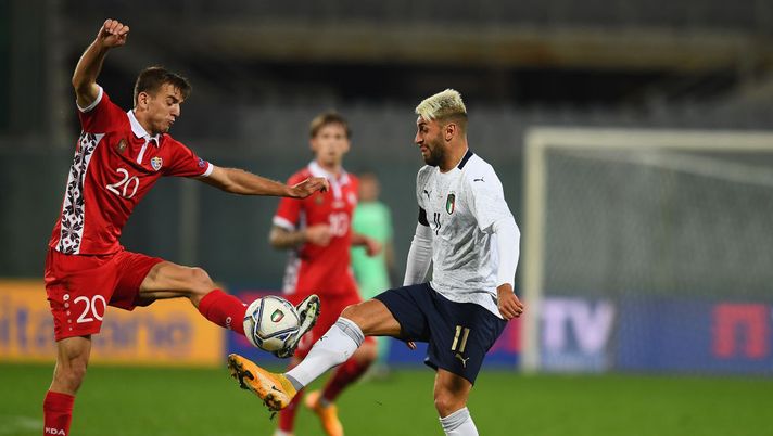 FLORENCE, ITALY - OCTOBER 07: Vincenzo Grifo of Italy in action during the international friendly match between Italy and Moldova at Artemio Franchi on October 7, 2020 in Florence, Italy. (Photo by Claudio Villa/Getty Images) Tutto pronto per Italia-Moldavia: statistiche e precedenti tra le due Nazionali - immagine 1