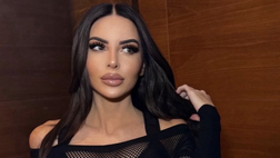 Marialuisa Jacobelli incanta: sexy trasparenze e forme da capogiro