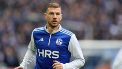 Dzeko, debutto da sogno con lo Schalke: gol immediato dopo l’addio a Firenze