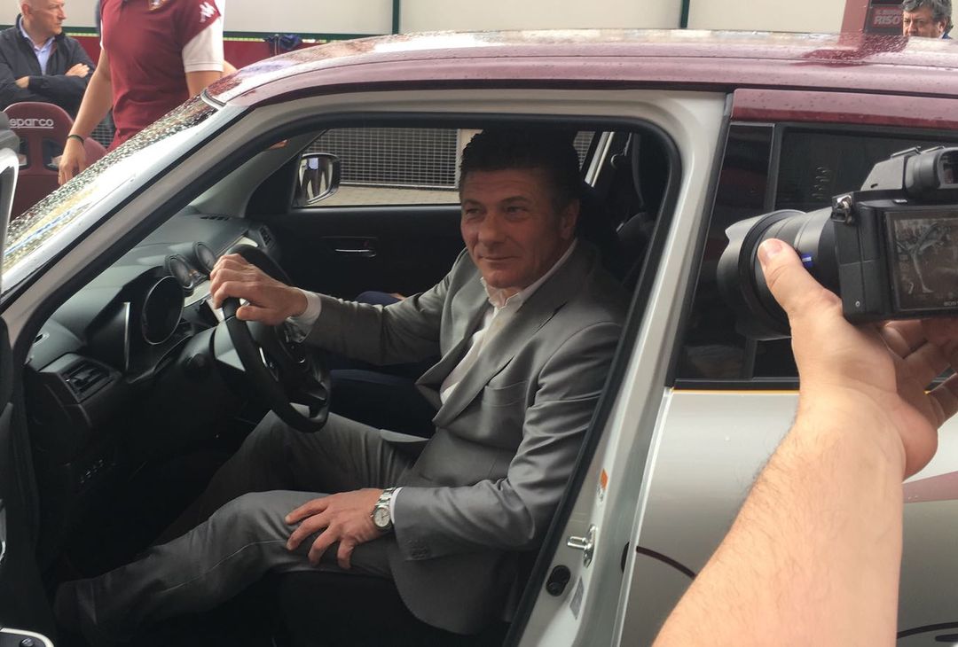 Fotogallery – Toro, entusiasmo al Fila per Mazzarri, Sirigu e Nkoulou - immagine 10