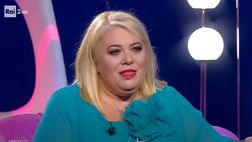 Rossella Erra: “Mi dicono balena e che sono grossa come il divano della Balivo”