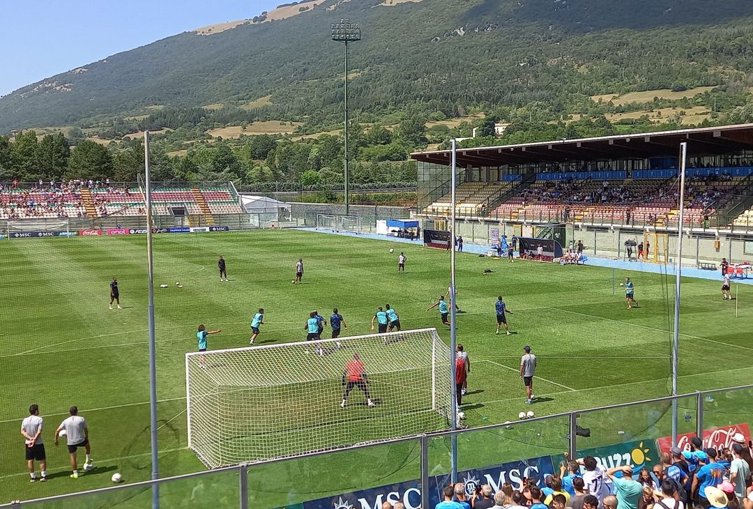 GALLERY In campo le riserve con l’eccezione Osimhen: giro palla e cross dal fondo- immagine 1