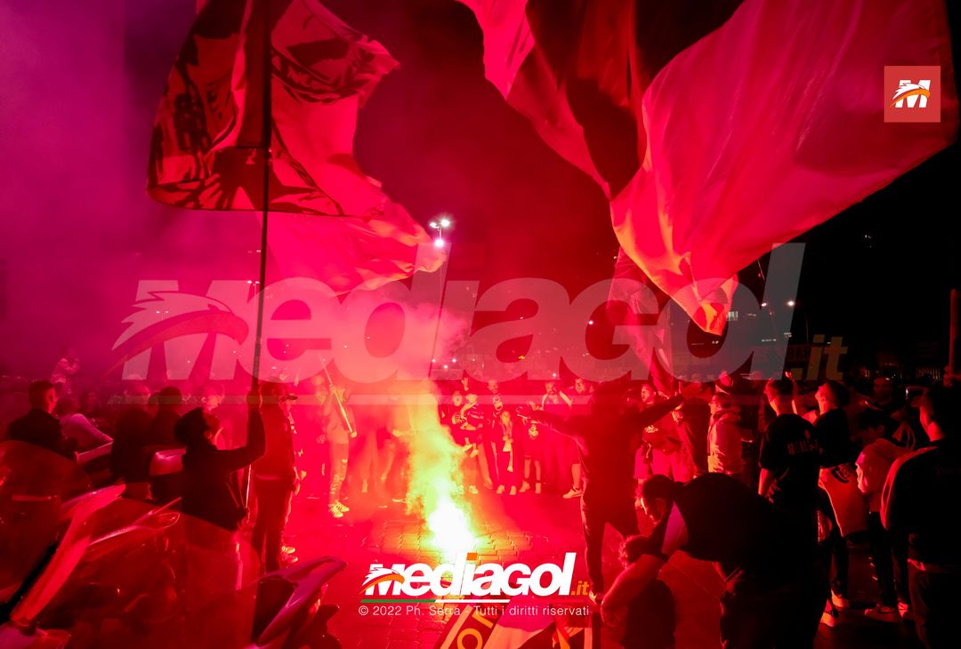 FOTO PALERMO, cori e fumogeni al Barbera: festa per i 122 anni del club (LA GALLERY) - immagine 11