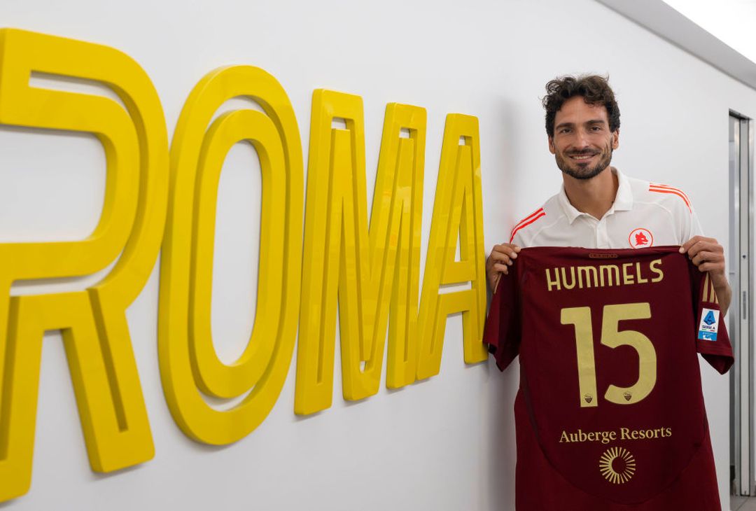 Roma, le prime immagini di Hummels con la maglia giallorossa – FOTO GALLERY - immagine 4