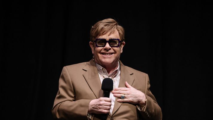 Elton John e l’annuncio shock: “Ho perso la vista” - immagine 1