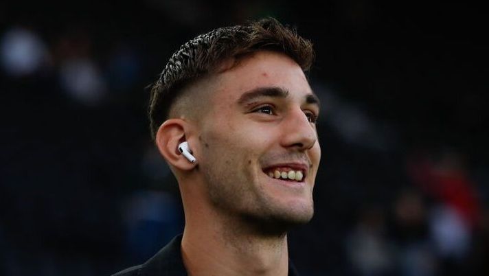 Lucca: “Mi sono comprato al fanta, mi metto sempre! Ma i voti sono una distrazione perché…” Lucca: “Mi sono comprato al fanta, mi metto sempre! Ma i voti sono una distrazione perché…” - immagine 1