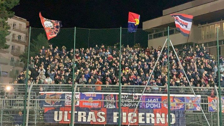 I tifosi del Picerno in trasferta
Picerno-Giugliano, dove vedere la partita in diretta tv ed in streaming LIVE - immagine 1