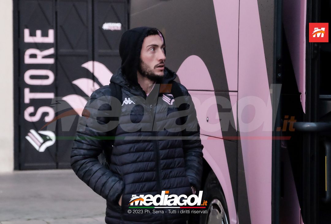 FOTO Pisa-Palermo, i rosanero in partenza dallo stadio “Renzo Barbera” (GALLERY) - immagine 16