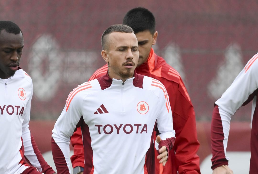 Roma, meno due giorni dal Napoli: Dybala parzialmente in gruppo – FOTO GALLERY - immagine 49