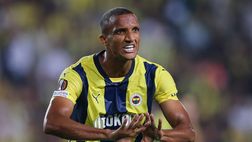 Il Verona cerca un centrale, oltre a Dossena interesse per Becao