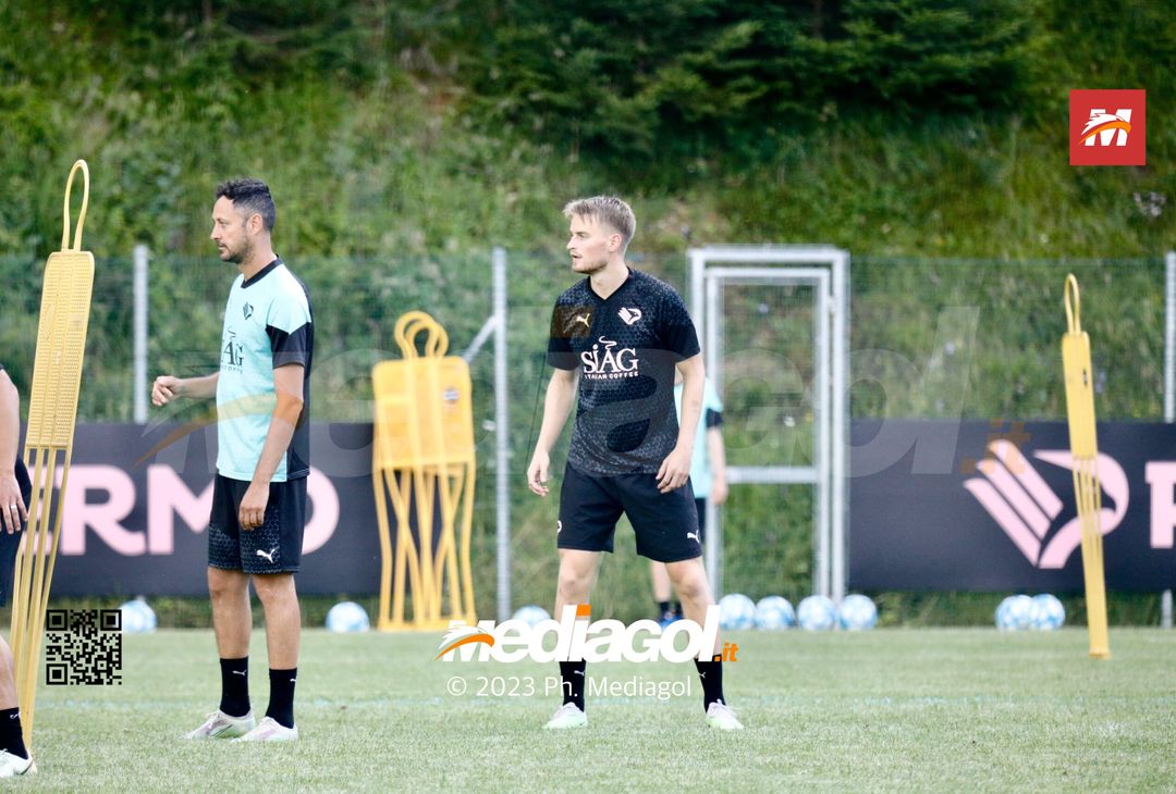 FOTO Ritiro Palermo, day 4 a Ronzone: il giorno di Insigne (Gallery) - immagine 17