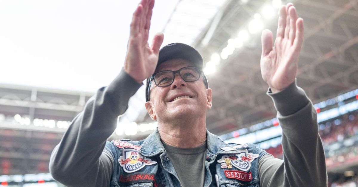 ragnick vuota il sacco al milan 232 successo qualcosa di straordinario futuro una cosa ve la posso dire 8230 da Pianetamilan.it ragnick vuota il sacco al milan 232 successo qualcosa di straordinario futuro una cosa ve la posso dire 8230
